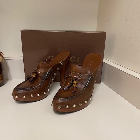 Gucci pumps 
Lightly used 
Like new - Picture 14 of 16